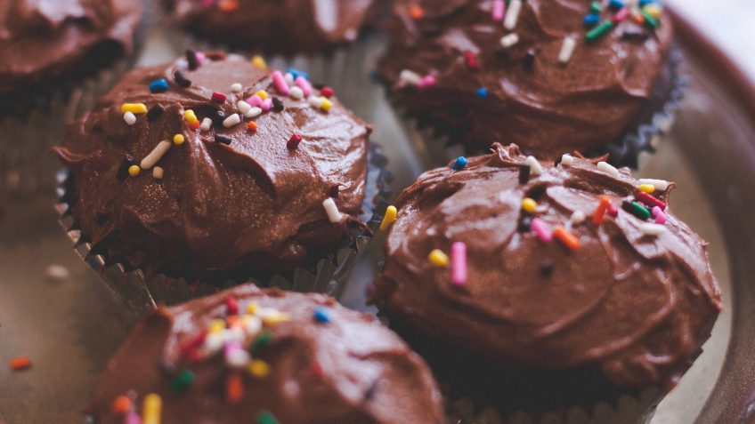 Cupcakes noisette glaçage chocolat