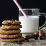 Cookies au chocolat, miel et cannelle