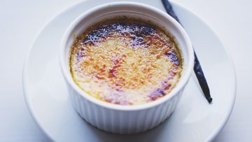 Crème brûlée à la vanille simple