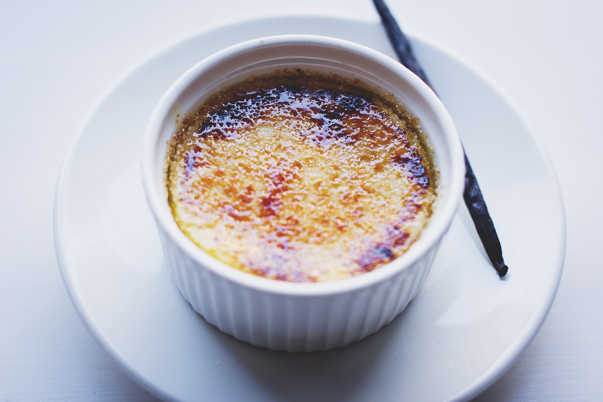 Recette Creme Brulee A La Vanille Simple Recette Desserts Et Gateaux Cakemania