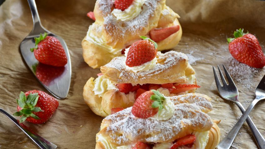 Eclairs chantilly fraises